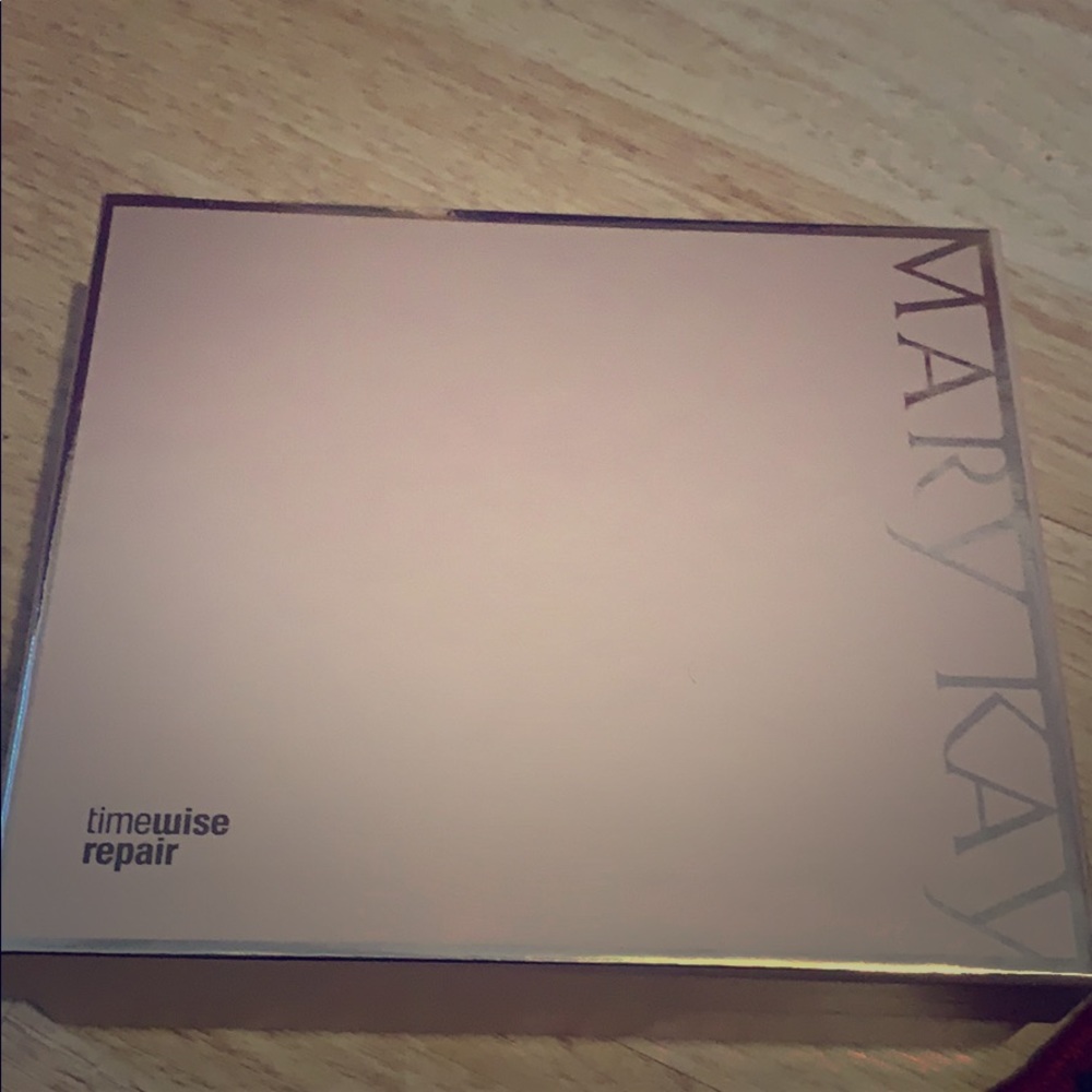 Mary Kay time wise skin care repair